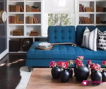 和蓝色搭配的3种颜色