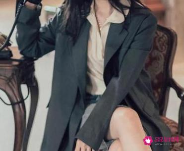 几种短款小西装搭配技巧尽显气质