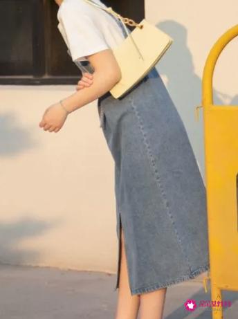 女人味风格的女装图片