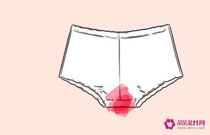 女孩穿平角和三角内裤的区别