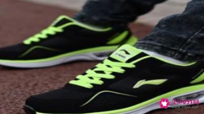 国内品牌运动鞋排行榜前十名