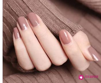 4款显手白的指甲油颜色