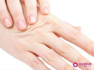 4款显手白的指甲油颜色