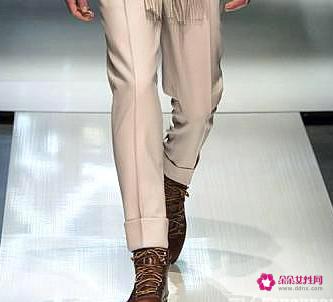 男靴子搭配图片