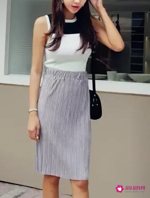 长款背心怎么穿好看