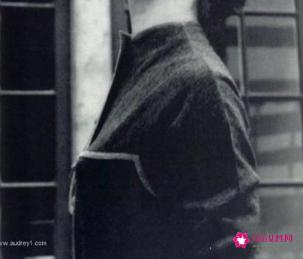 奥黛丽赫本日常穿搭