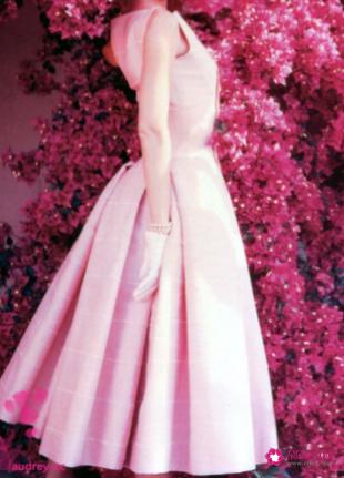 奥黛丽赫本日常穿搭