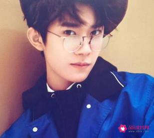 眼镜能提升颜值吗