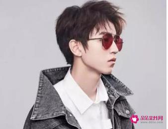 眼镜能提升颜值吗