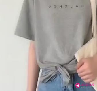 宽松t恤的6种穿法