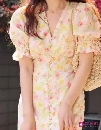 为什么女生多穿裙子