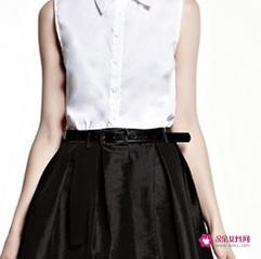 白衬衫黑裙子搭配