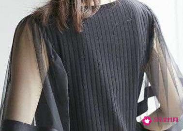 夏天透明纱裙怎么搭配