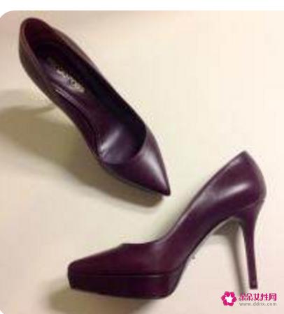 女式高跟鞋的牌子