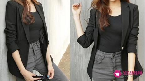 休闲小西装里面配什么