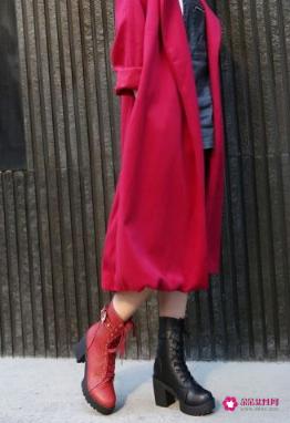 马丁靴时尚搭配图片女