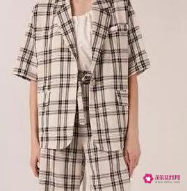 夏季最流行的女装