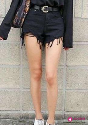 什么样的女生穿短裙和短裤好看