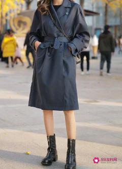 长裙靴子怎么搭配