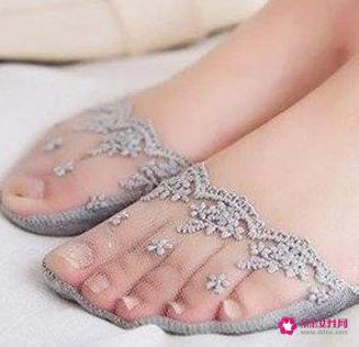 面试穿短裤合适吗