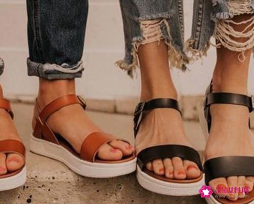 面试穿短裤合适吗