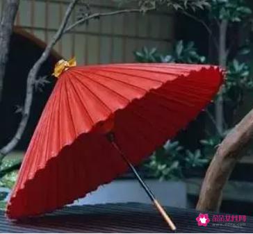 为什么红色容易招鬼