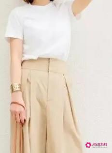 40岁女人穿什么牌子衣服好看