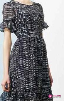 40岁女人穿什么牌子衣服好看