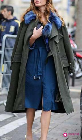 军绿色外套怎么搭配好看