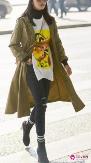 军绿色外套怎么搭配好看