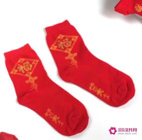 穿红袜子代表什么意思