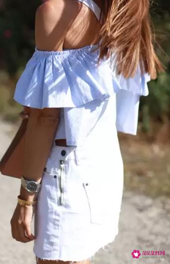 肤色暗沉的人穿什么颜色好看