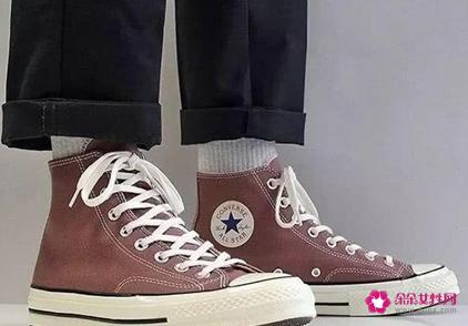 高帮鞋怎么穿搭