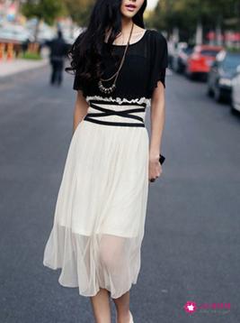 斗篷衣服怎么搭配