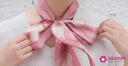 大方丝巾的18种系法