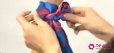 大方丝巾的18种系法