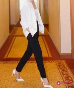 小脚裤适合穿什么鞋