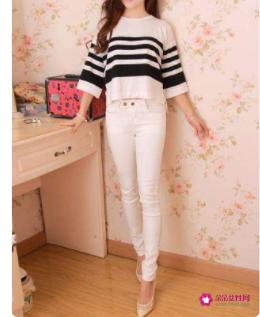 小脚裤适合穿什么鞋