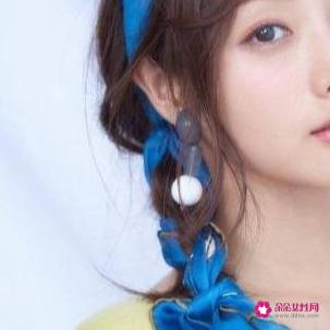 长丝巾的几种系法图解