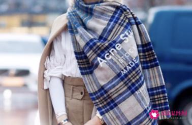 韩式系围巾的多种方法