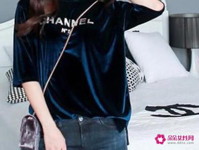 22度左右的天气适合穿什么衣服