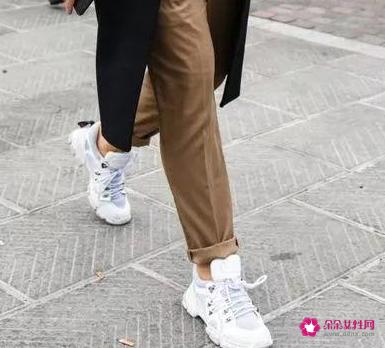 西裤搭配什么鞋