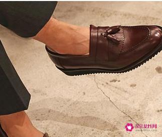 西裤搭配什么鞋