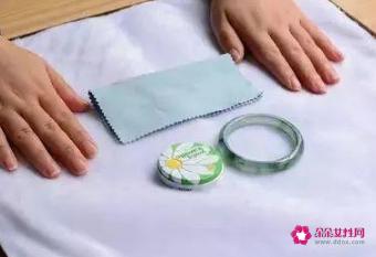 学翡翠从哪里入手