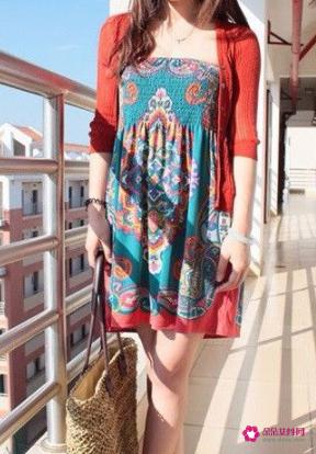 抹胸裙怎样配搭