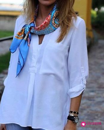 丝巾小方巾好还是大方巾好