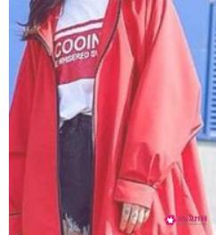 吊带背心初中生怎么穿