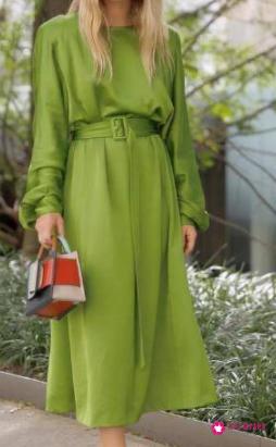 喜欢穿蓝色衣服的女人