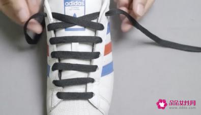24种鞋带的系法图解