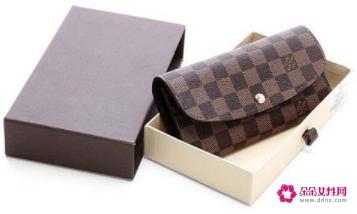 正品LV钱包真假辨别技巧